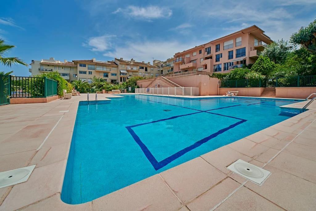 דירות Sunrise -Swimming-Pool-Saint-Tropez Center-Parking מראה חיצוני תמונה